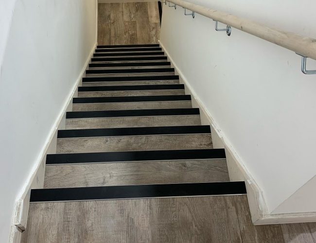 Non-Slip_Flooring_Stairs